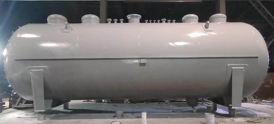 2024年1月  “通威多晶硅項目”12臺大型壓力容器儲罐通過(guò)業(yè)主驗收發(fā)貨至業(yè)主現場(chǎng)。